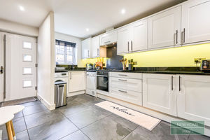 Photo 21- click for photo gallery